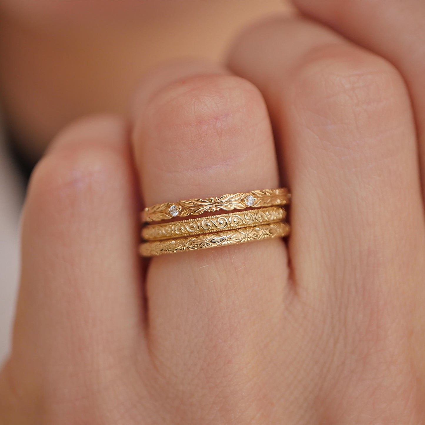 Delicate Deco Floral Band