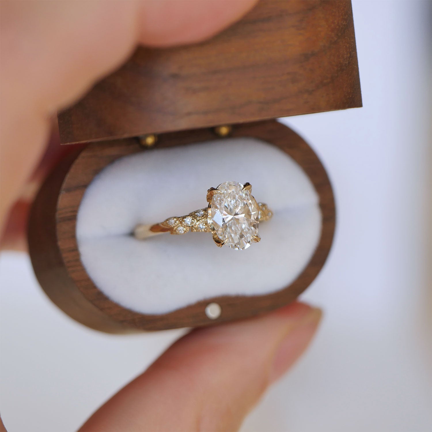 Wild Vine Diamond Ring