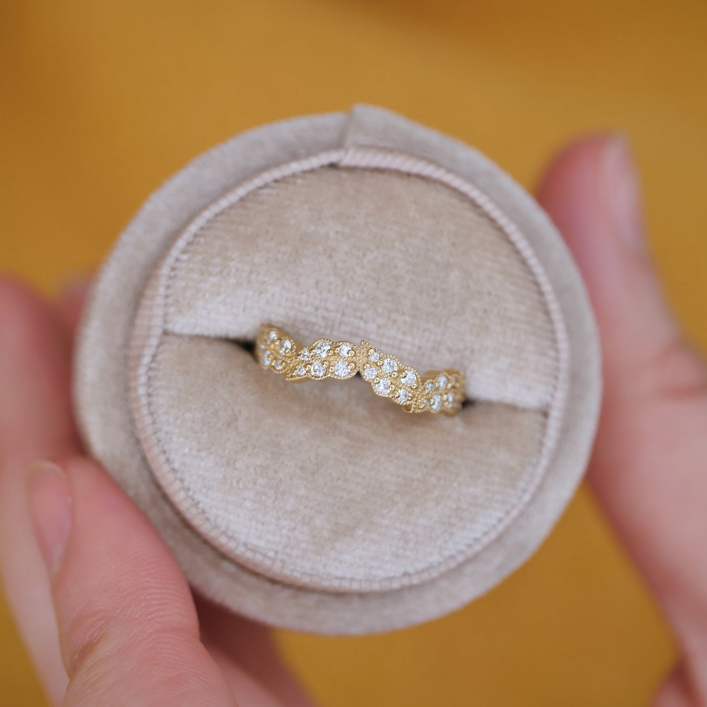 Oak Leaf Diamond Band