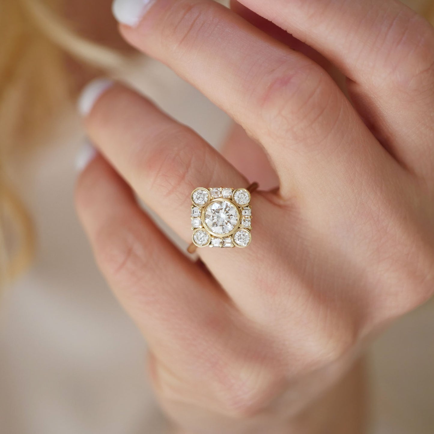 Round Bezel Diamond Mosaic Ring