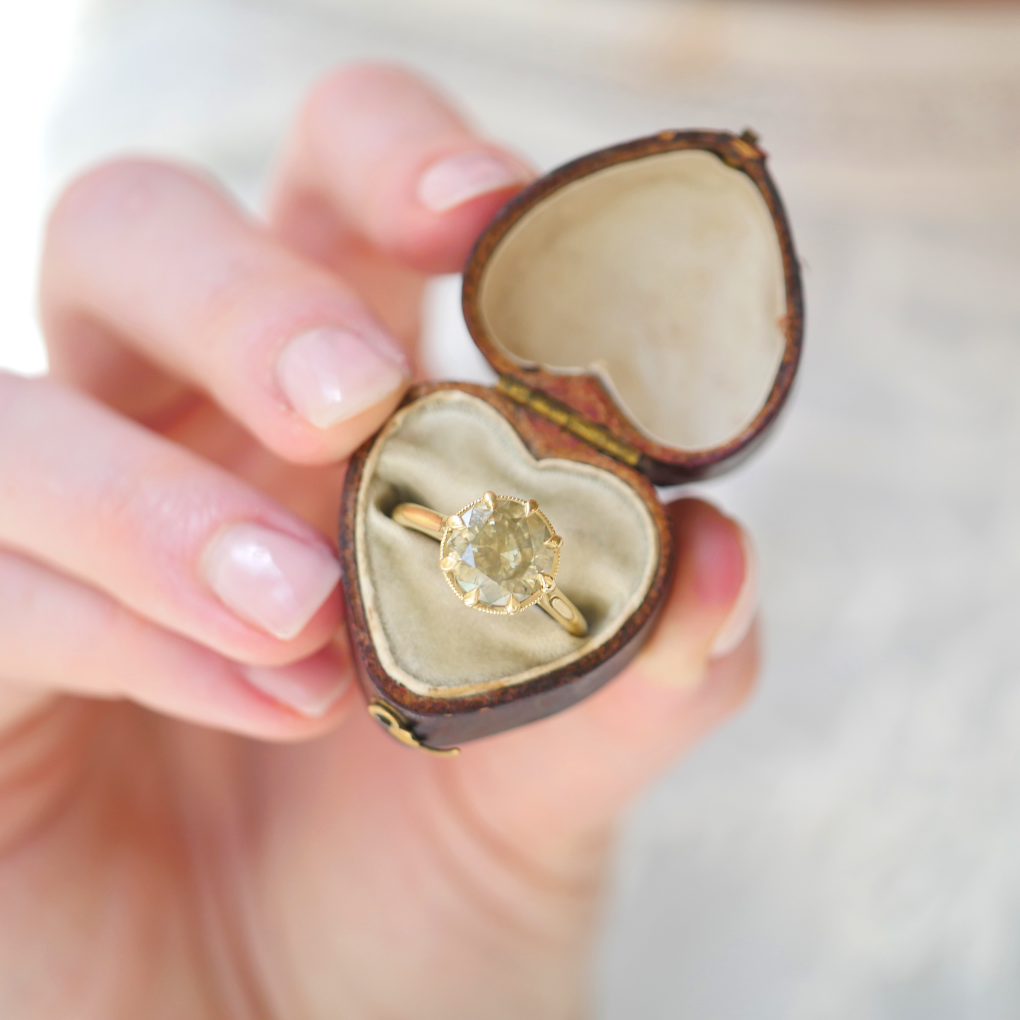 Opalescent Yellow Brown Diamond Solitaire