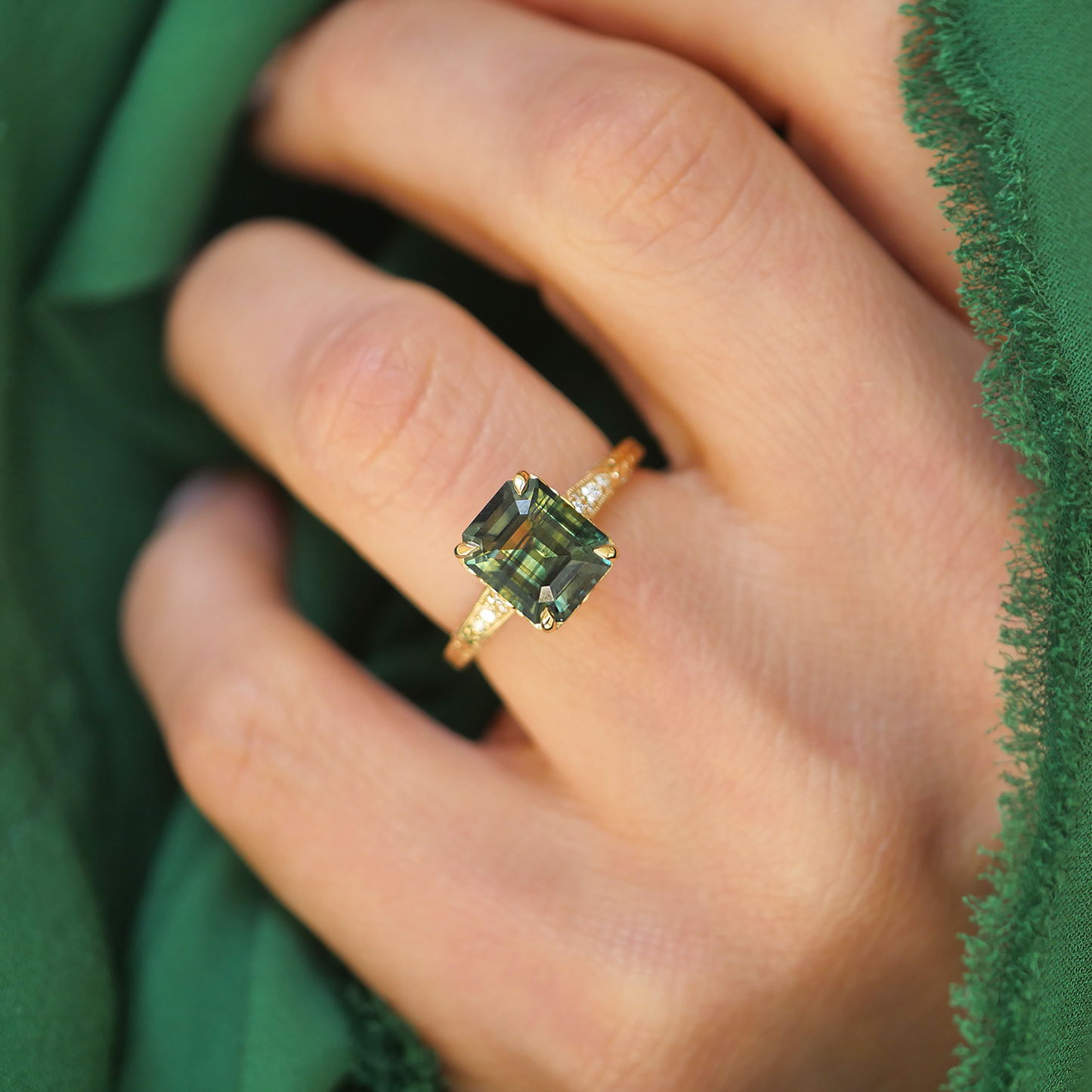 Bi Color Sapphire Plumeria Diamond Ring