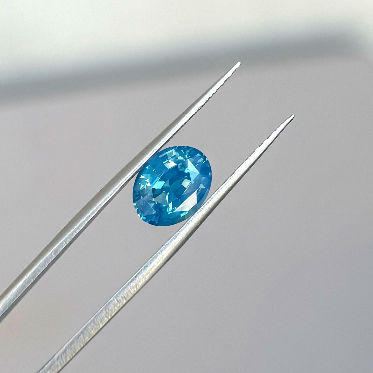 3.62 Oval Cut Opalescent Teal Sapphire