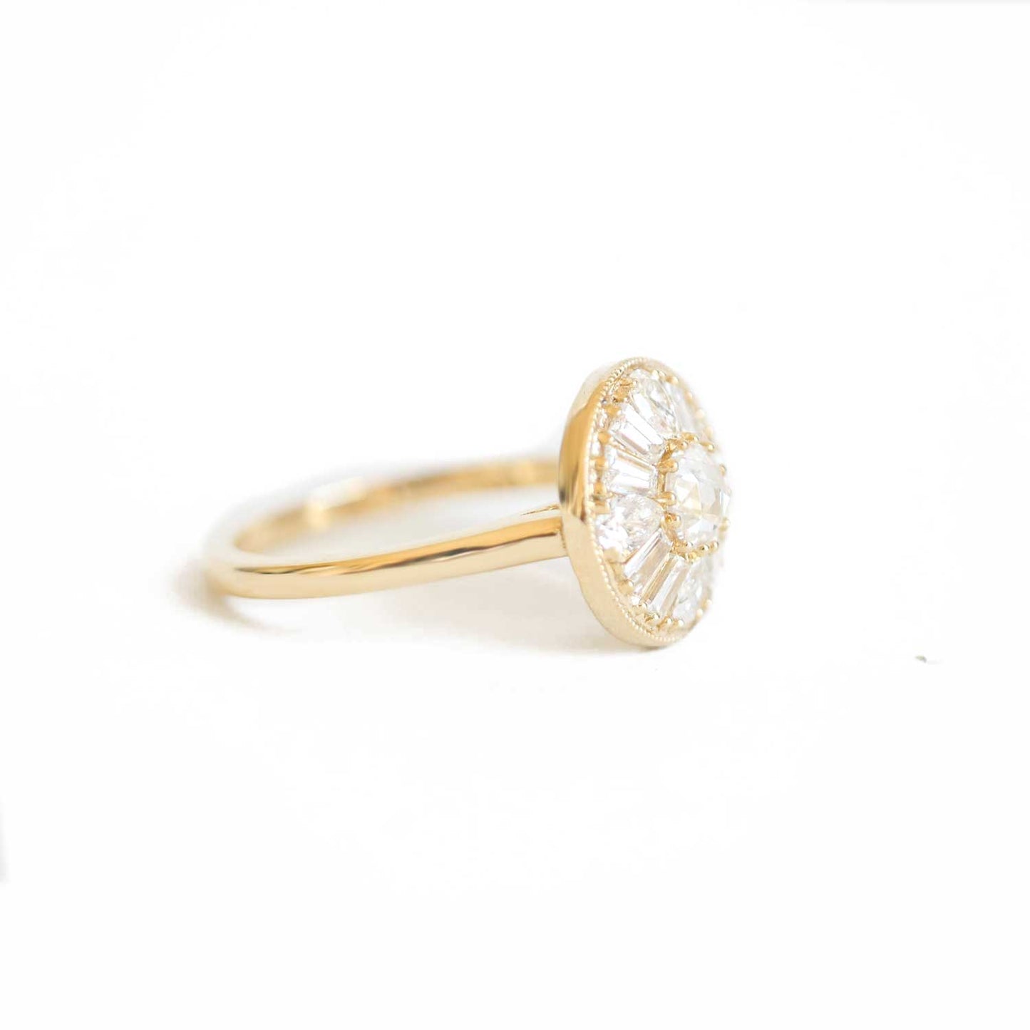 Pear & Round Brilliant Cut Diamond Mosaic Ring