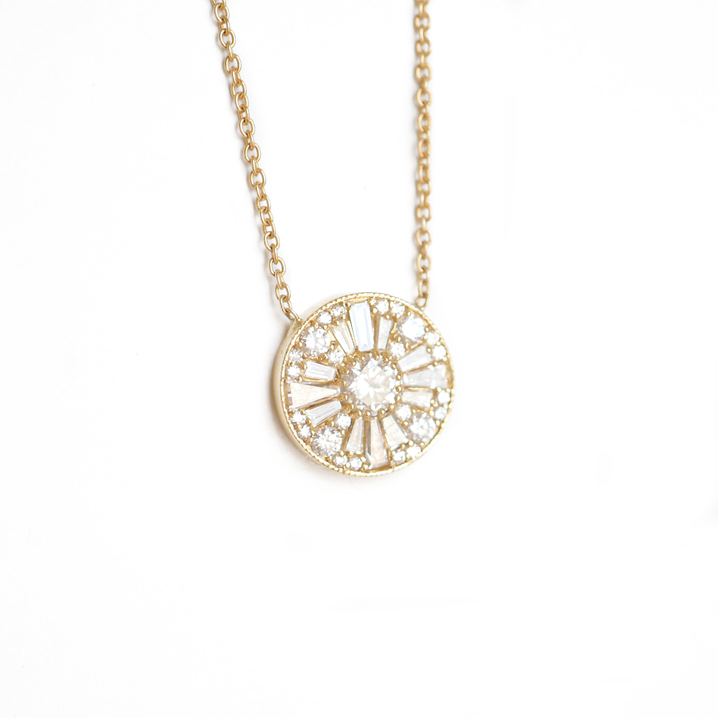 Round Shape Brilliant Cut Diamond Mosaic Pendant