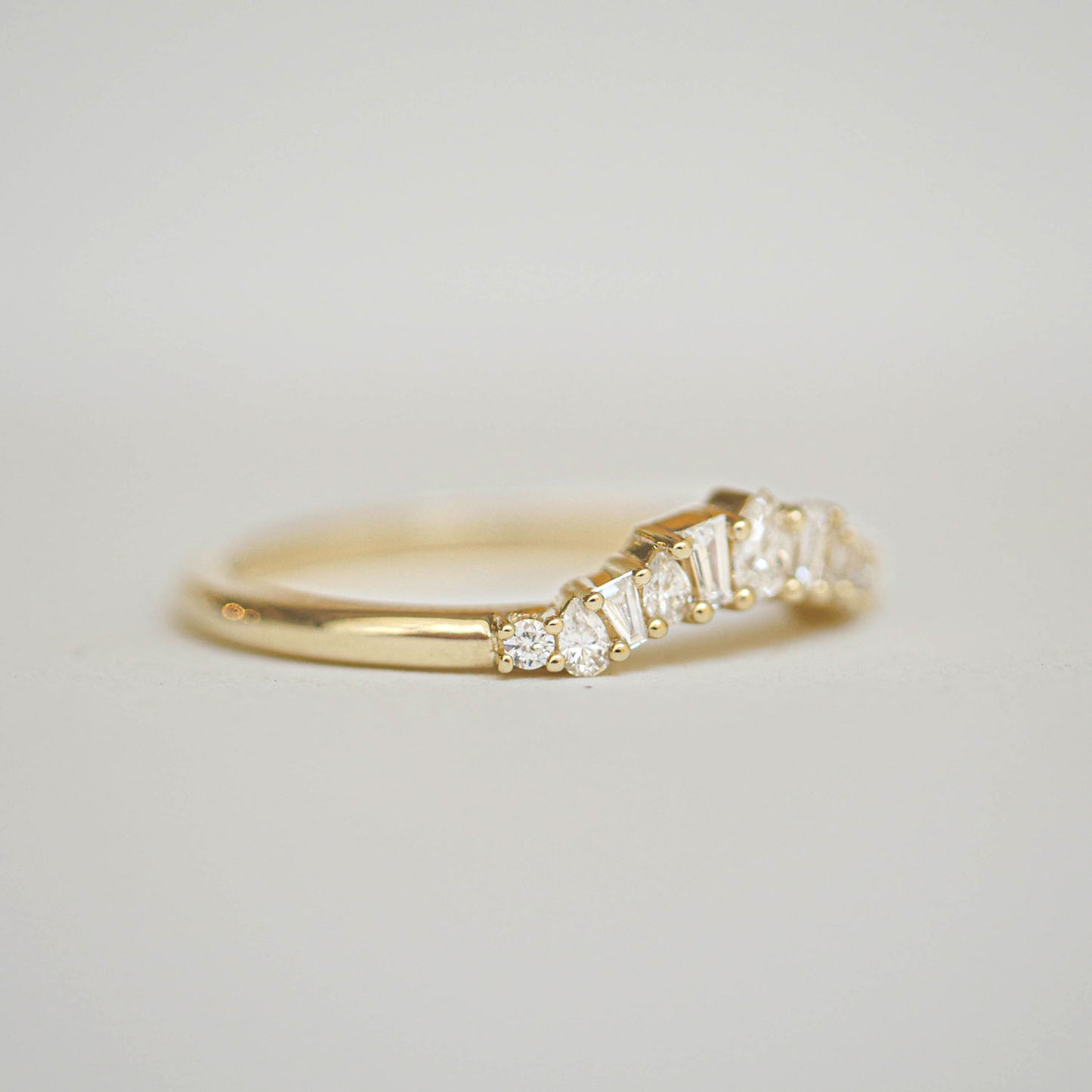 Pear & Baguette Diamond Mosaic Contour Band