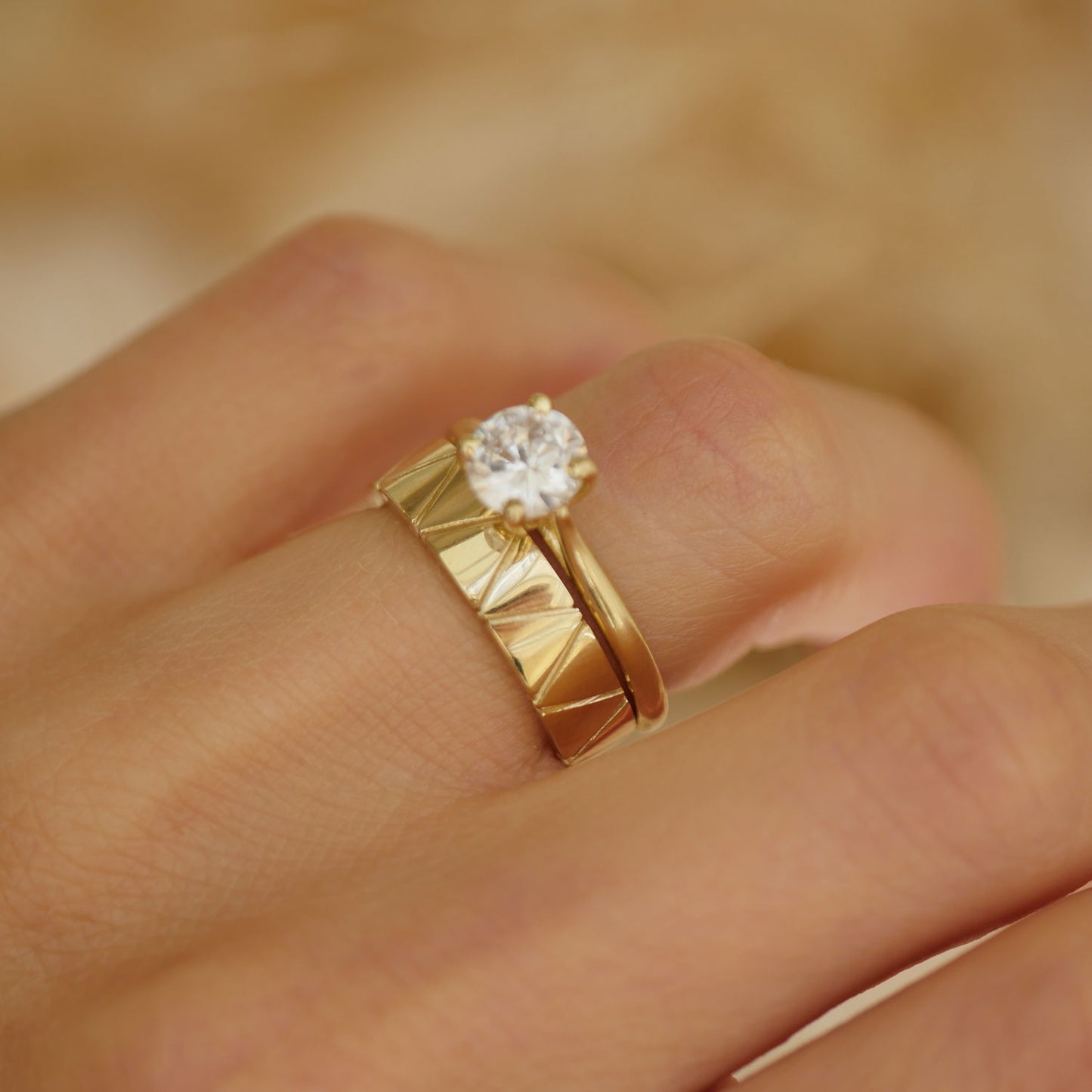 5mm Notched Triangle Ring
