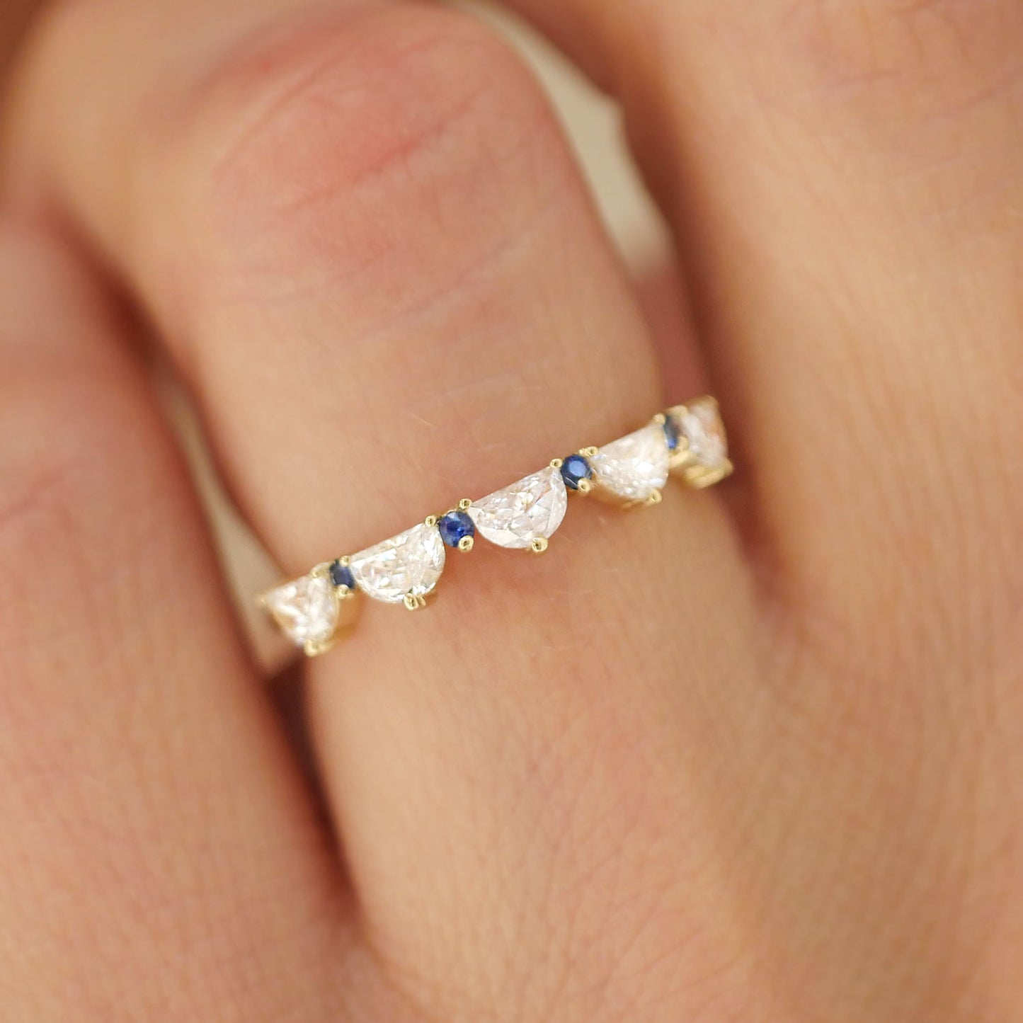 Half Moon Lace Sapphire & Diamond Mosaic Band