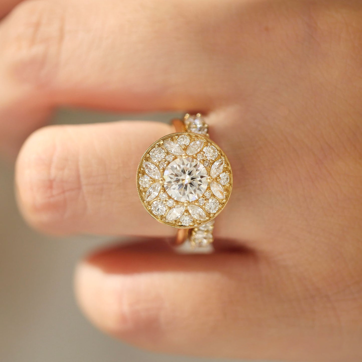 Marquise & Round Brilliant Cut Diamond Mosaic Ring 1.00 ctw center