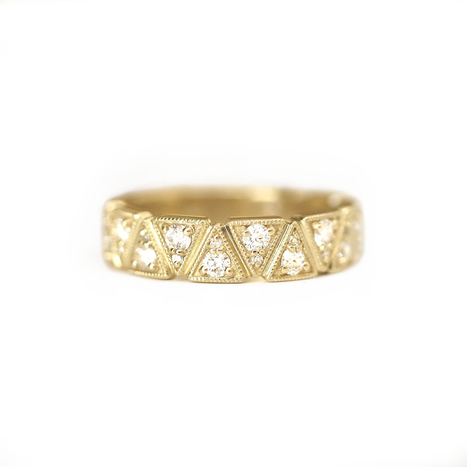 5mm Notched Diamond Triangle Ring