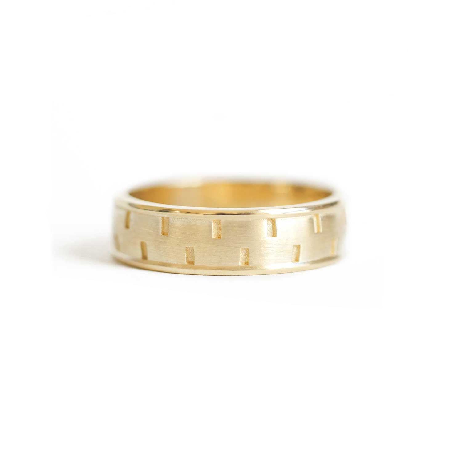 Deco Brick Pattern Band Ring